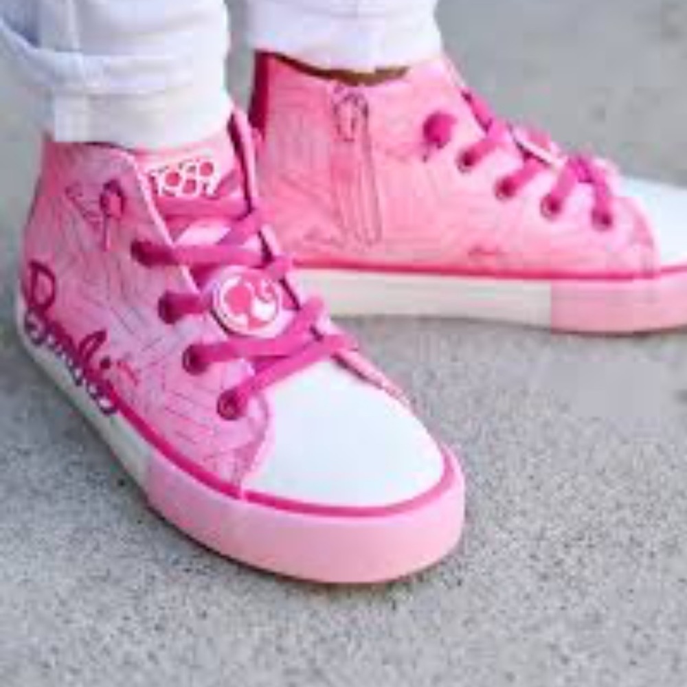 Barbie Girls  NEW No Box Pink& White w/Graphics High Top Sneakers - sz.‎ 5